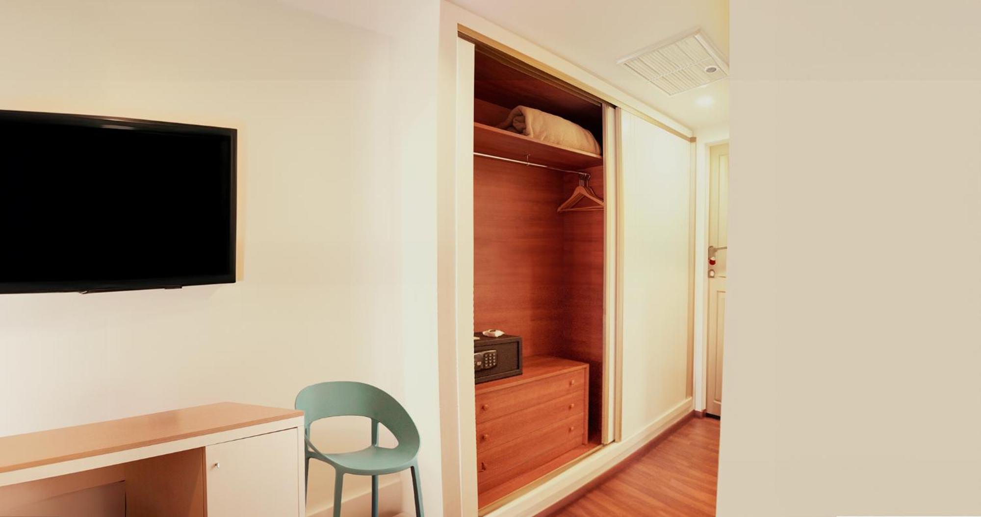 Hotel Vertice Chipiona Mar Bagian luar foto