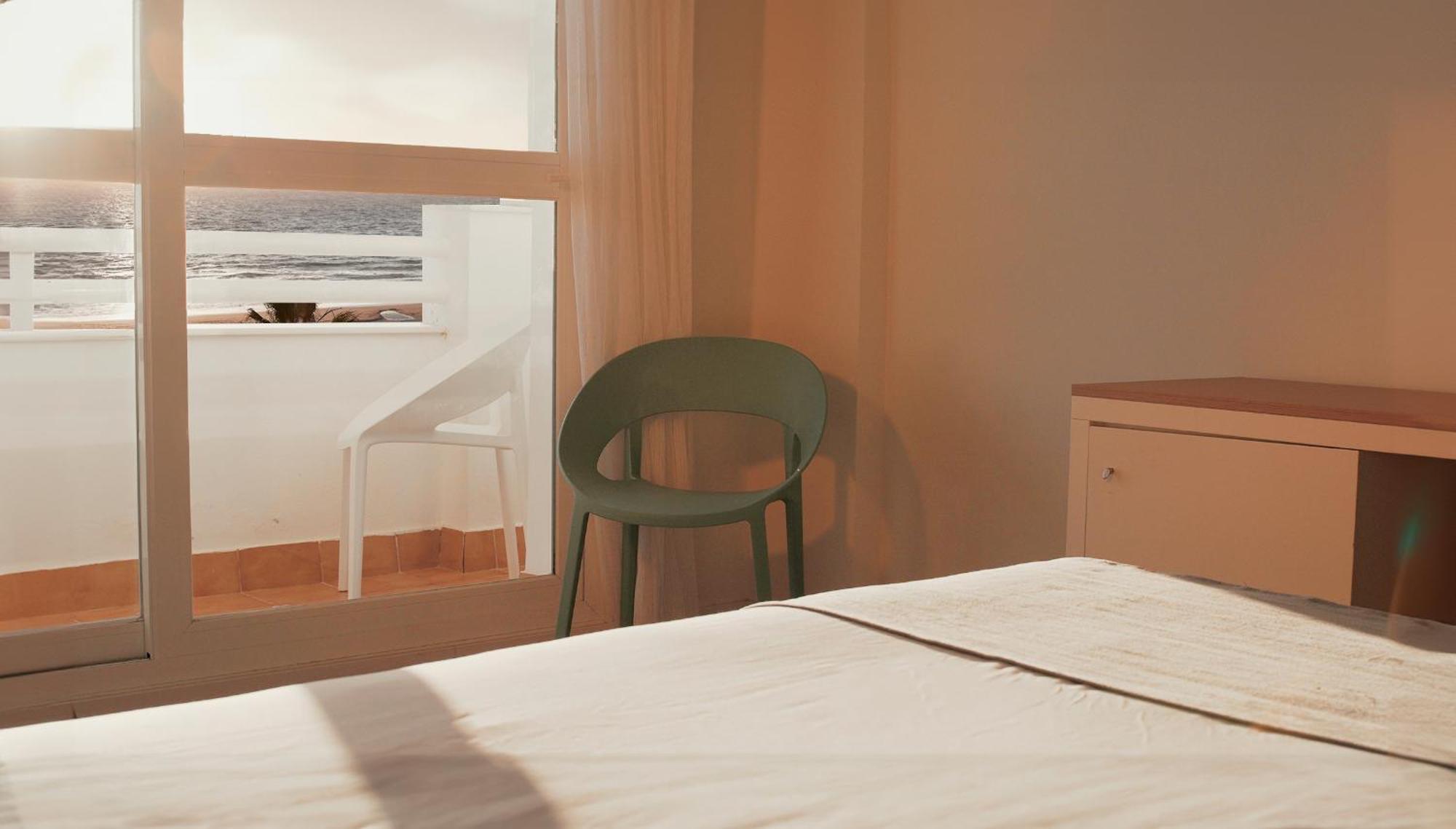Hotel Vertice Chipiona Mar Bagian luar foto